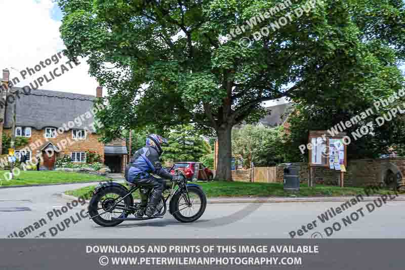 Vintage motorcycle club;eventdigitalimages;no limits trackdays;peter wileman photography;vintage motocycles;vmcc banbury run photographs